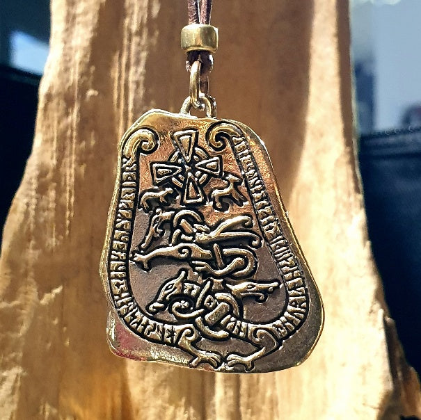 Lederkette mit Runenstein Bronze