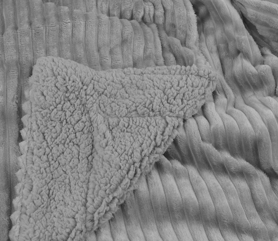 Kuscheldecke Lammfelloptik Stripe