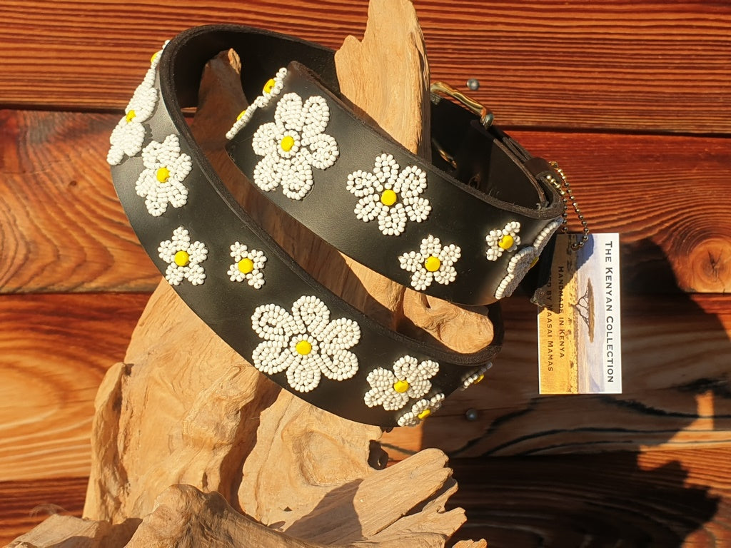 TKC Gürtel Daisies 32"
