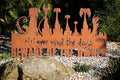 Never Mind The Dogs Schild