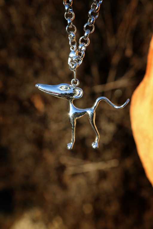 LILLY, der Kultanhänger aus Edelstahl